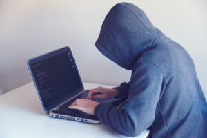 How to Safeguard Yourself from Online Scammers: A Comprehensive Guide